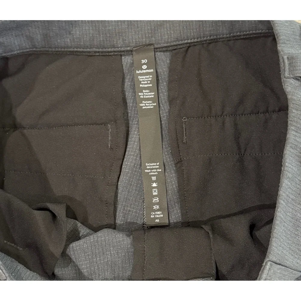 Lululemon Commission Shorts Mens 30 Charcoal Grey Grid Stretch Golf Casual 8in